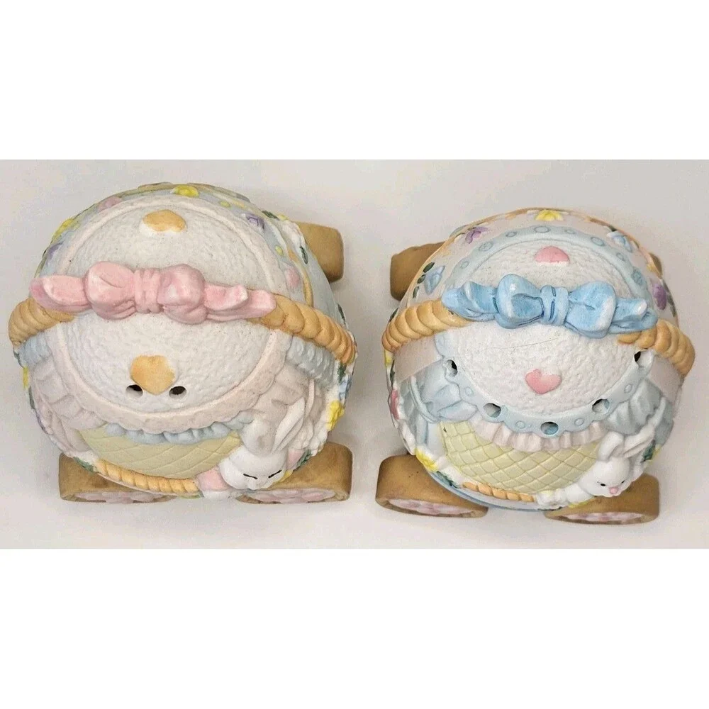 Hand Painted Easter Egg Train 3 Piece Set, Hand Painted Porcelain - Vtg‎